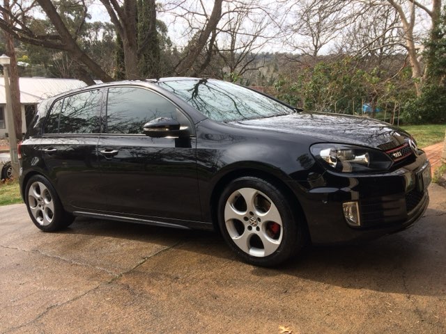 2009 Volkswagen Golf in Logan Central